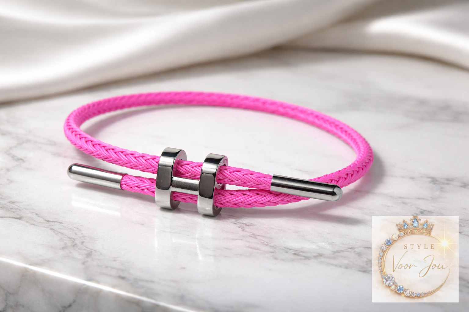 ✨ Gevlochten stalen armband – minimalistische elegantie