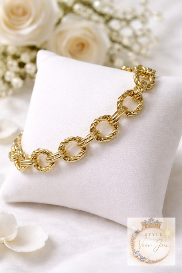 Armband in goudkleur met een tijdloos design