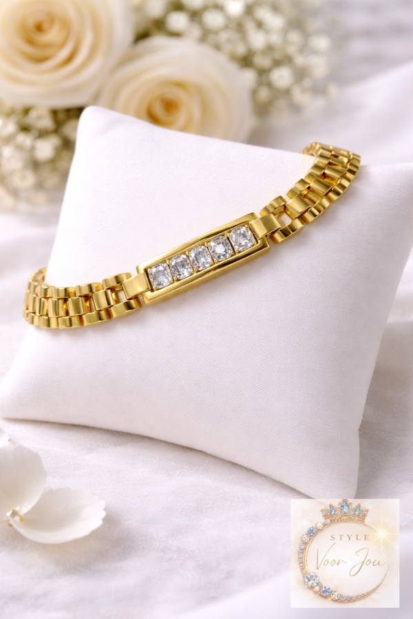 💛  Armband in goudkleur met een tijdloos design