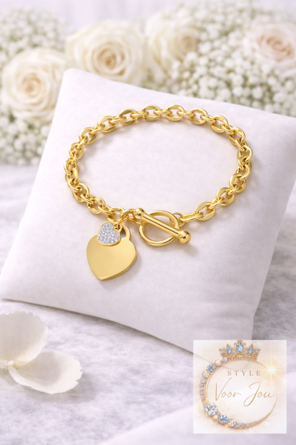 Goudkleurige armband met hartbedel