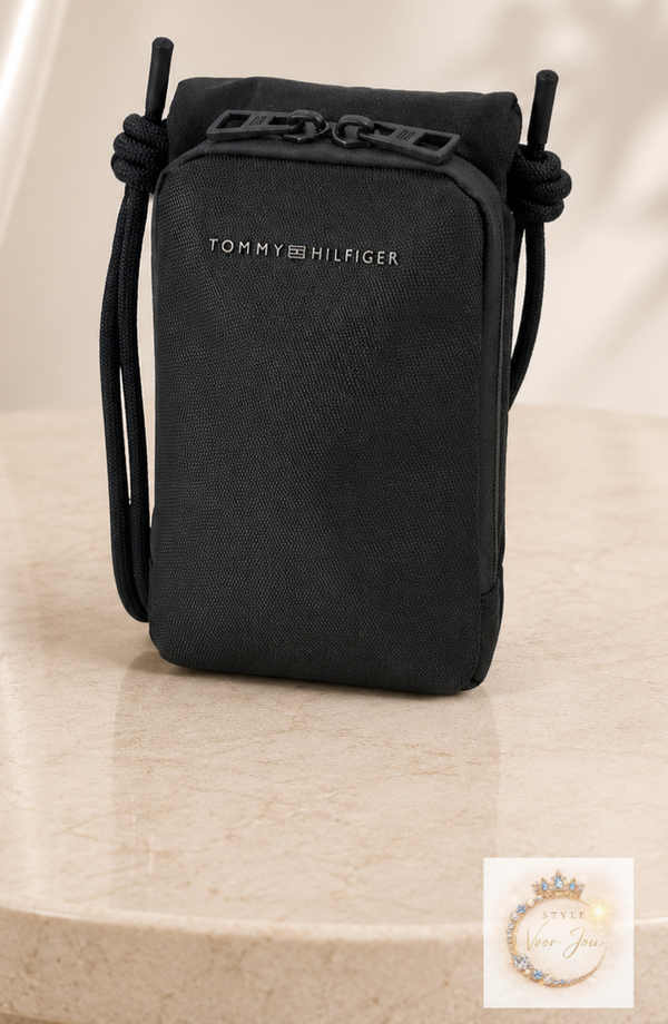 🖤 Tommy Hilfiger Textile Flap Logo Crossbody Tas