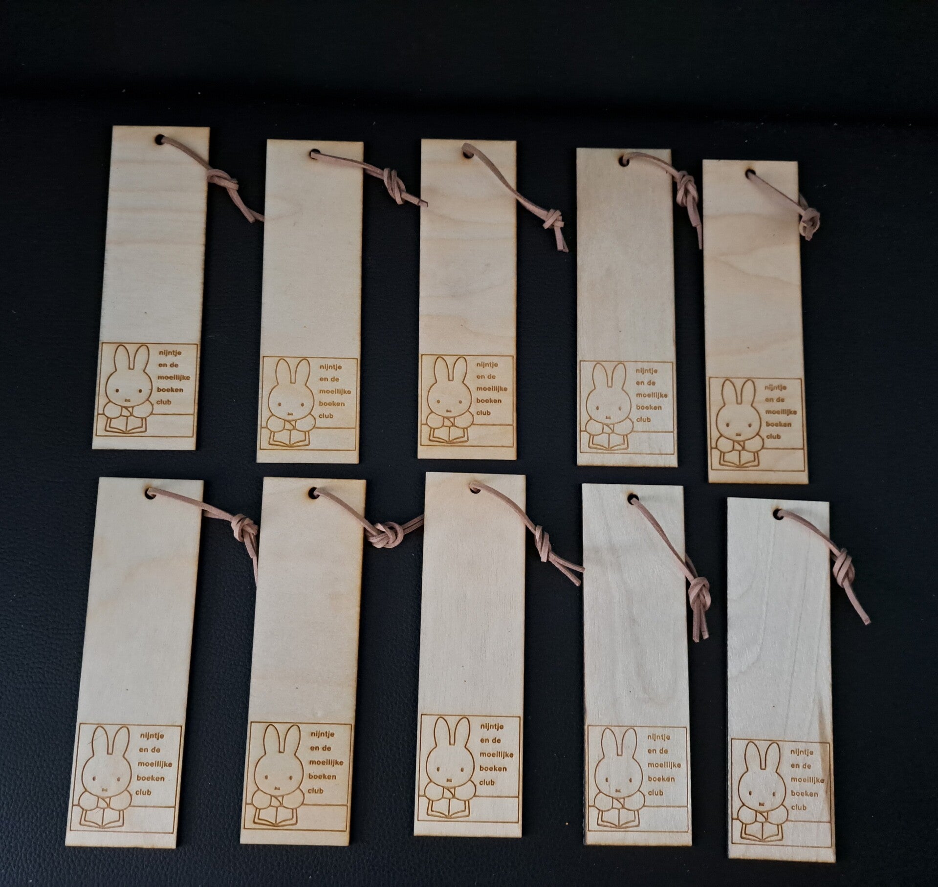 Gegraveerde boekenleggers