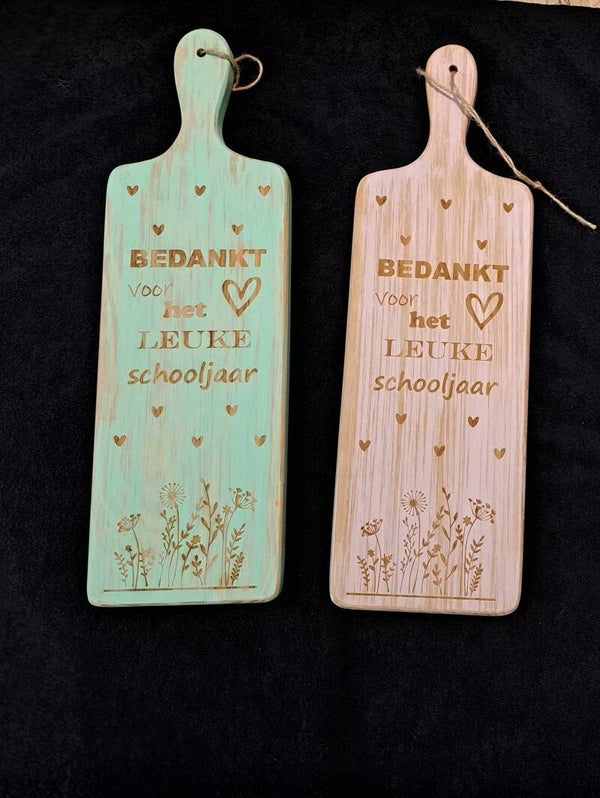 Borrelplank Lieve Juf 45cm  / bedankt voor het leuke schooljaar