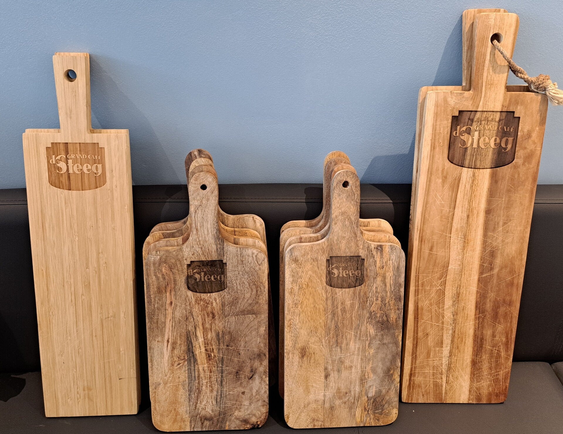 Gegraveerde borrelplanken