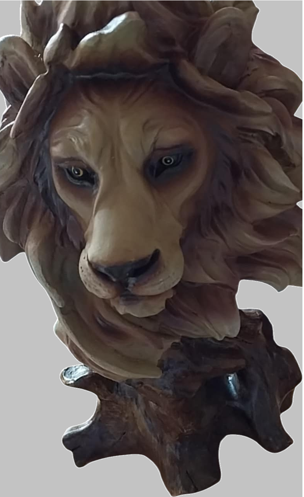 Figurine tete de lion  résine sur plateau tournant  29x14cm