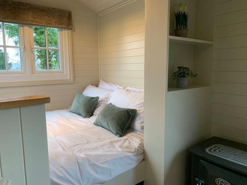 about-the-white-company-bed-linen-standard.jpg