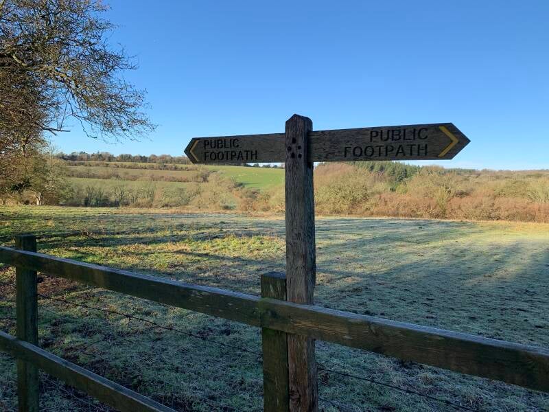 gallery-footpath-sign-standard.jpg