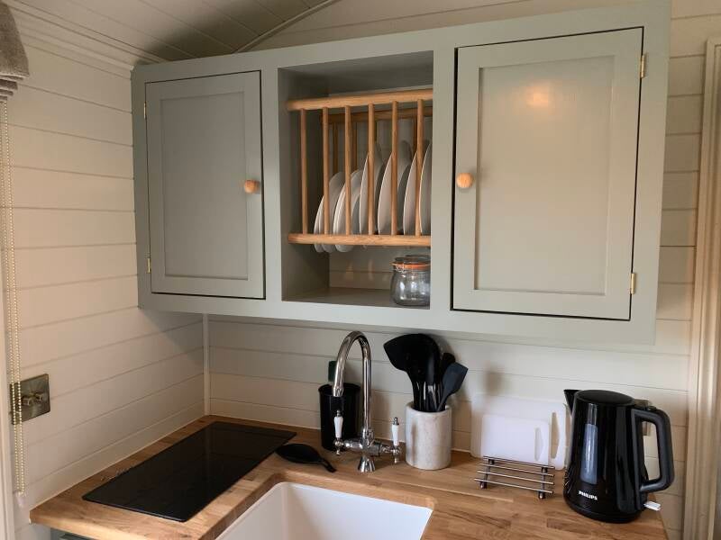 home-page-close-up-sink-standard.jpg