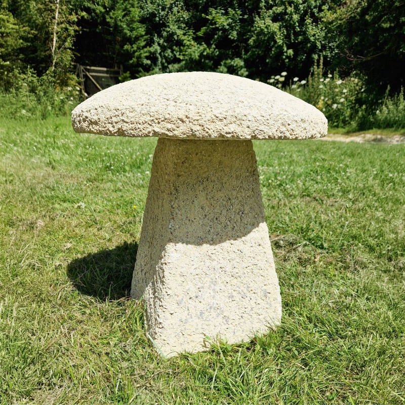 Large 50cm heavy Cotswold staddle stone mushroom focal point for garden landscaping