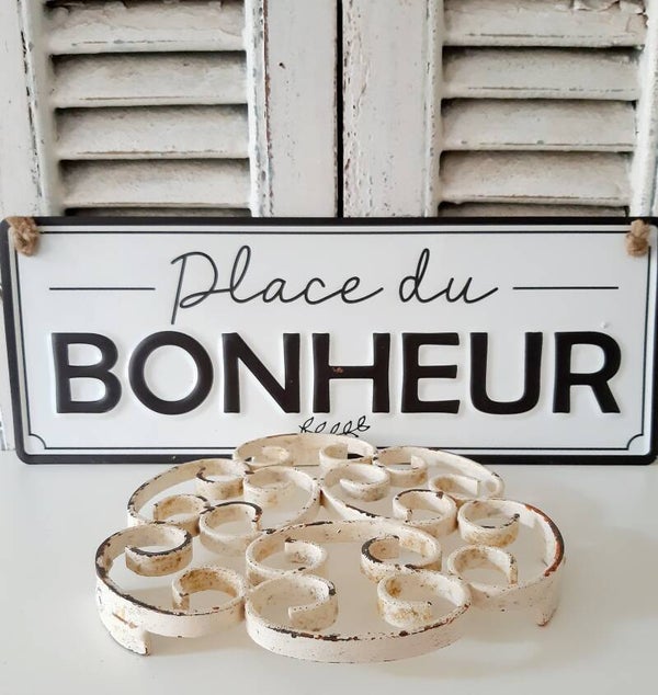PLACE du BONHEUR bord