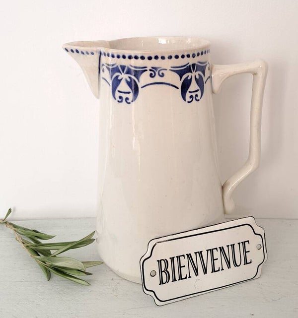 Franse aardewerk kan met blauw motief ST AMAND