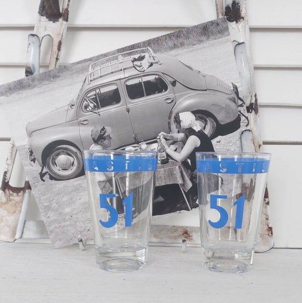 Set van 2 leuke PASTIS 51 glaasjes met lichtblauw logo