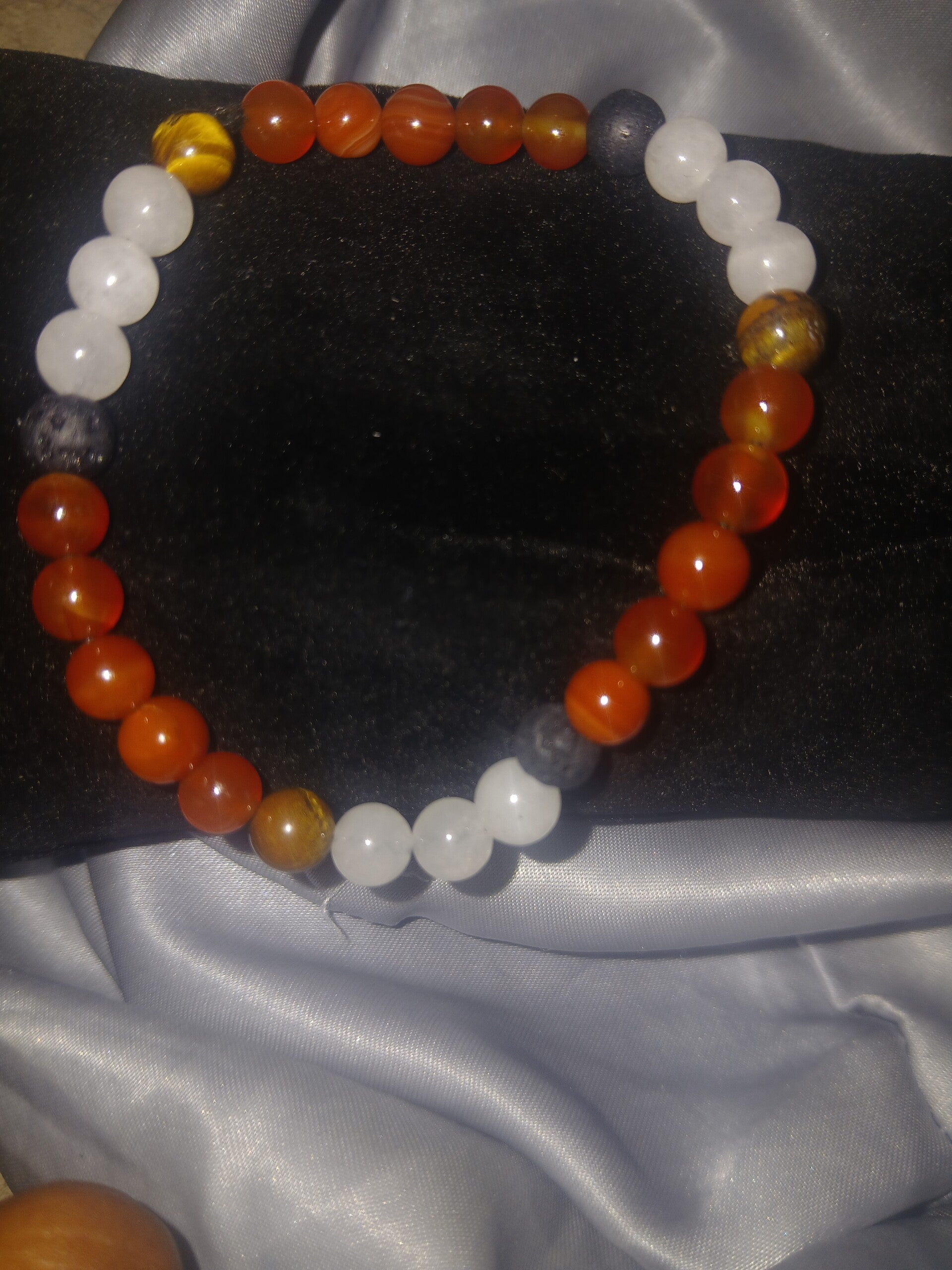 ( UNIQUE ) SPIRITUAL BRACELET