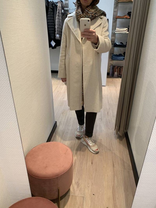 Coat wool