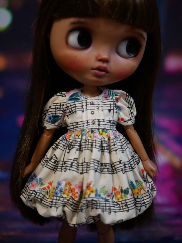 Cute balloon dress with Korean cotton / White Music