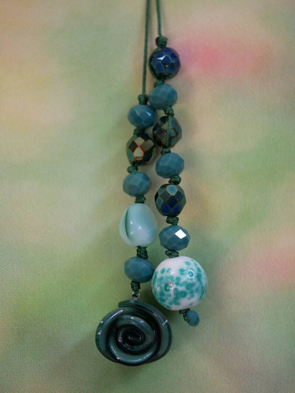 Blythe Beads Pull Rings/ Floral glass beads/ green