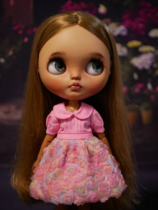 Embroidered 3D rose dress for Blythe dolls./ Pink /mix pink