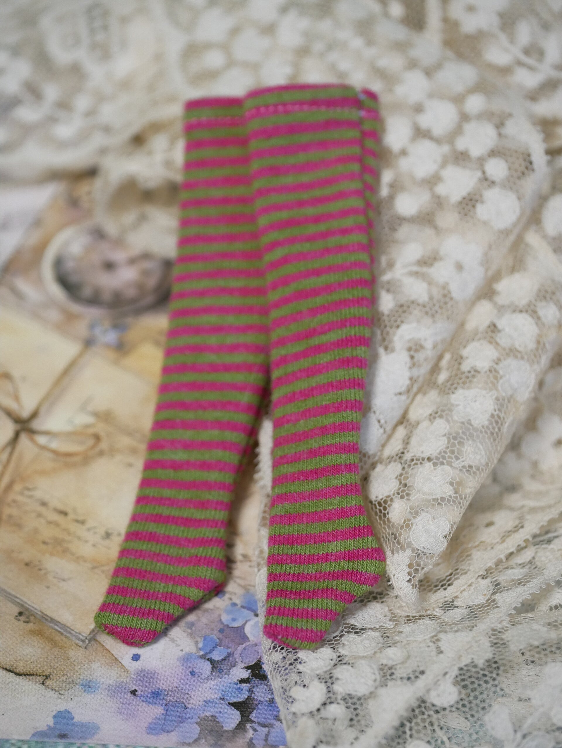 Long stockings for Blythe dolls./ Pink-green