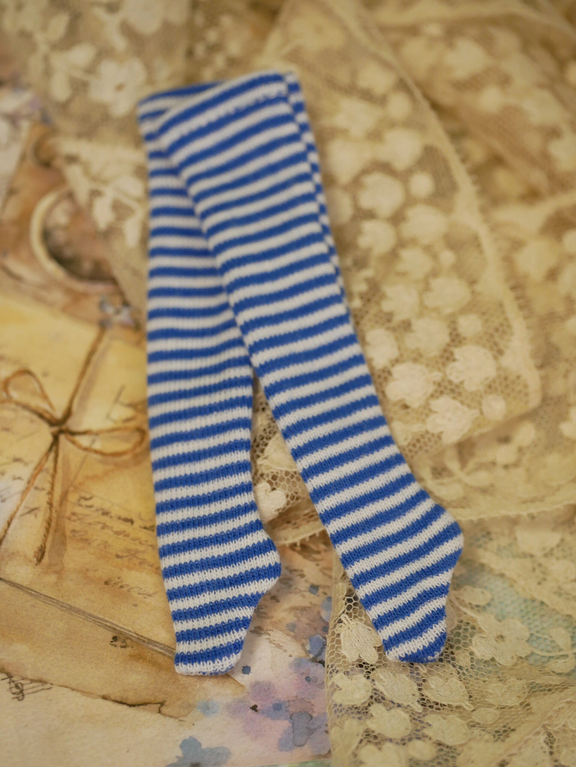 Long stockings for Blythe dolls./ Dk Blue-White fine line