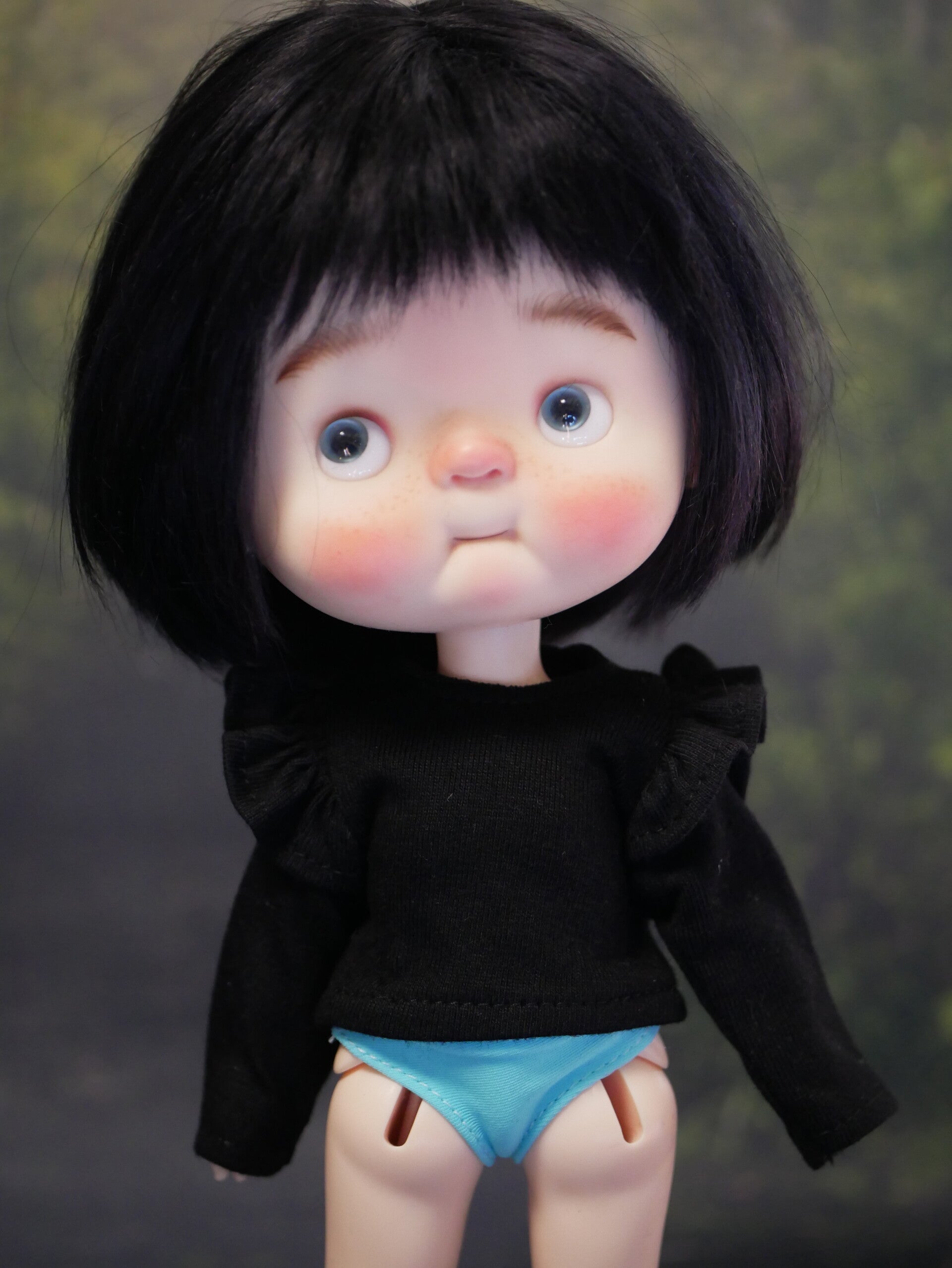 Long sleeve T-Shirt for Qbaby/ big fish body/ with ruffle Black