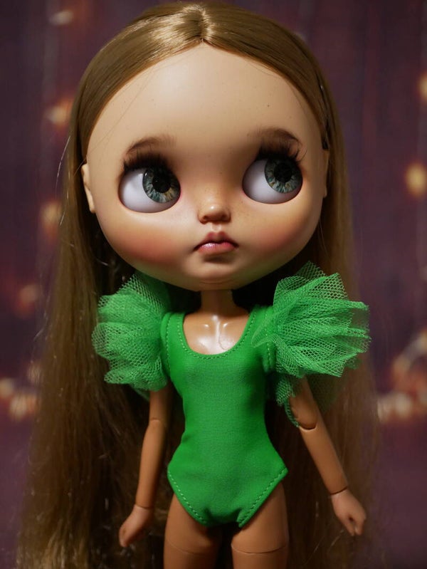 Body with tulle ruffles for Blythe. / Green