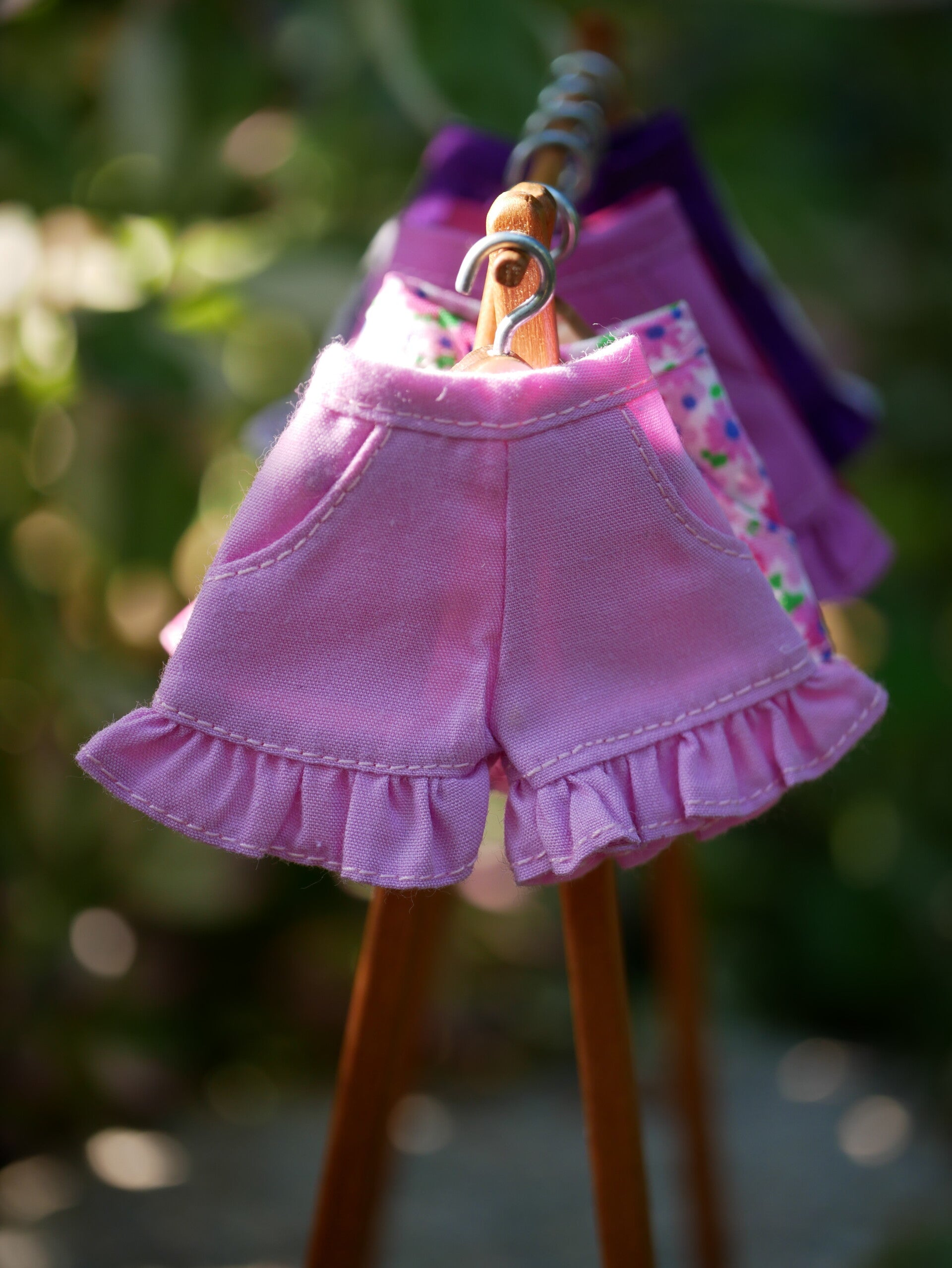 Shorts pants with ruffle. / pink Lilac