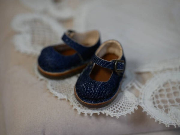 Mary Jane leather shoes for Blythe. Dk blue denim