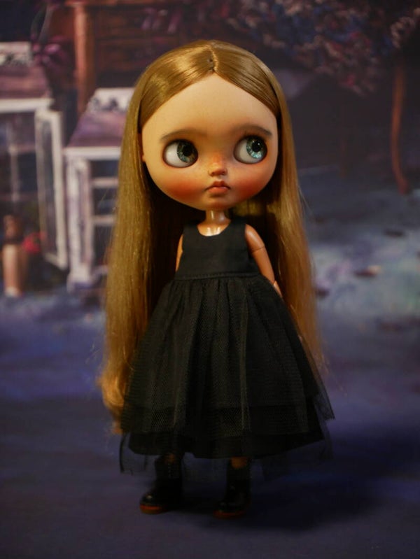Black dress for Blythe dolls.