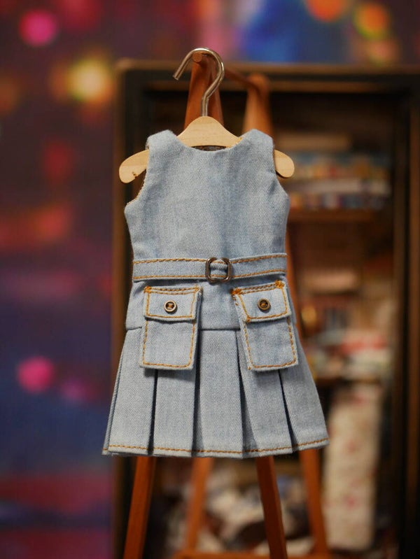 Blythe Retro Chic Denim Utility Dress Collection./ Lt blue