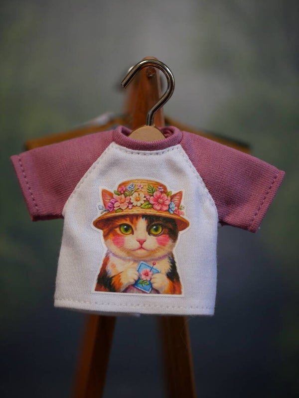 Super Cute Calico Cat T-Shirt for Blythe. / Dusty Rose
