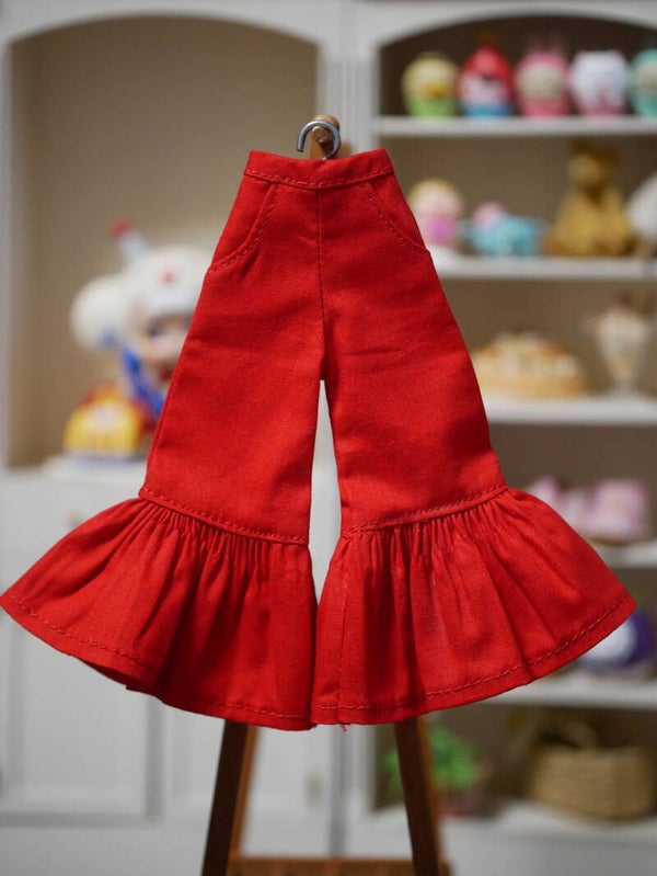 Pants with ruffle for Blythe doll. / Red