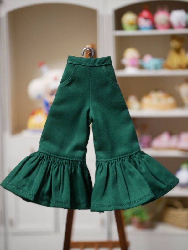 Pants with ruffle for Blythe doll. / Dk green