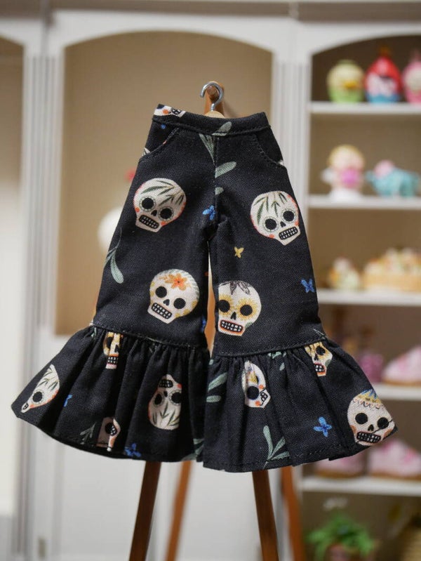 Pants with ruffle for Blythe doll. / Halloween/ Black