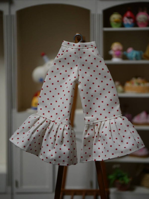 Pants with ruffle for Blythe doll. / mini red dots/ White