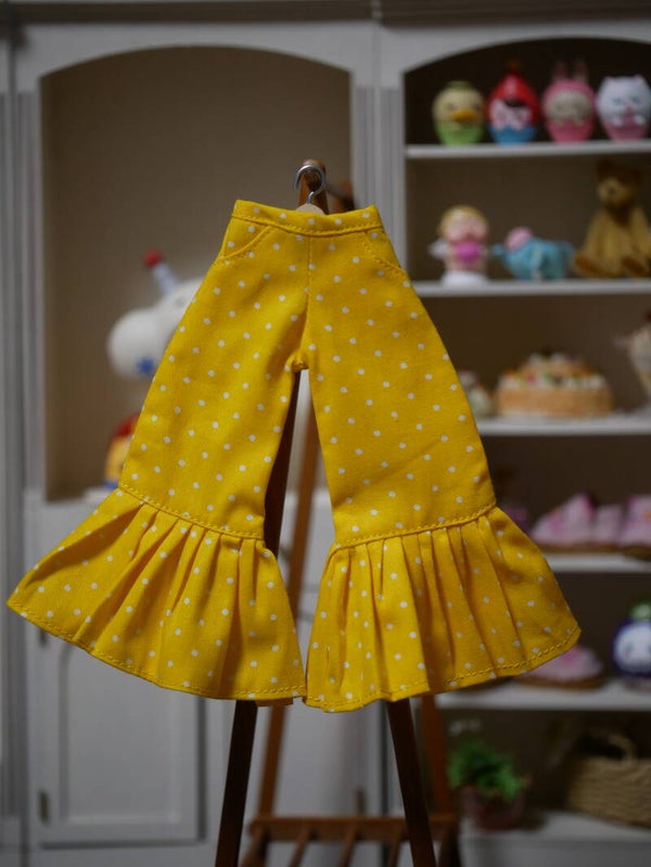 Pants with ruffle for Blythe doll. / Yellow/mini white dots