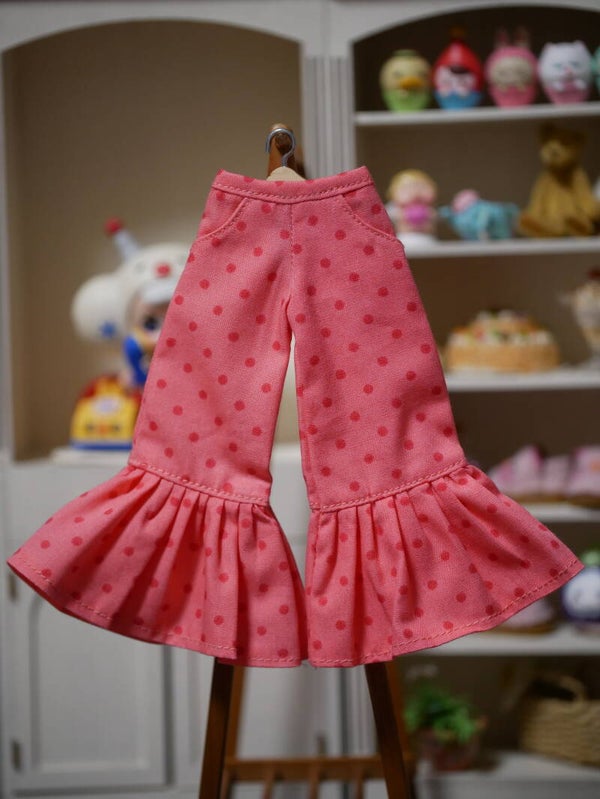 Pants with ruffle for Blythe doll. / Salmon /mini pink dots