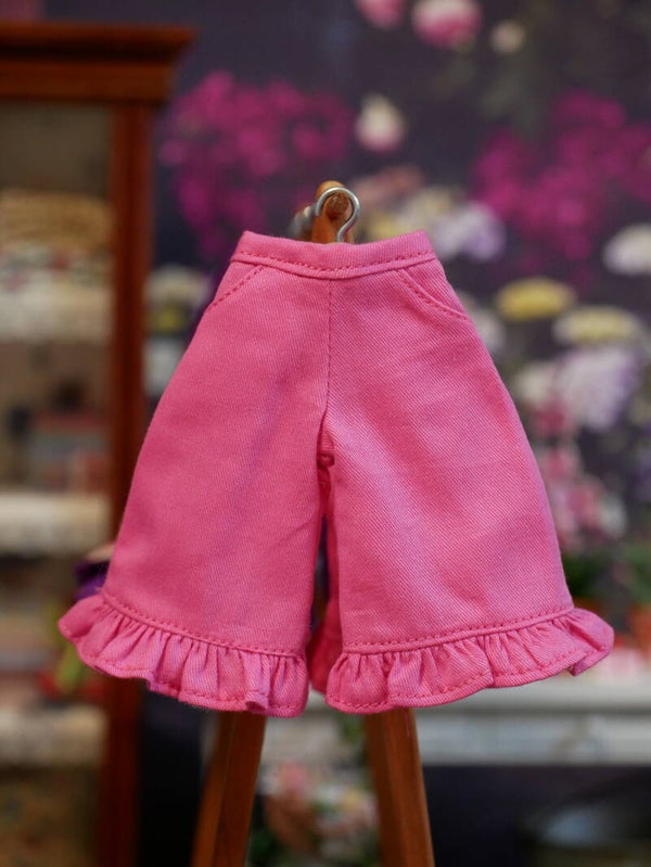 3/4 length pants with ruffle for Blythe doll./ Pink