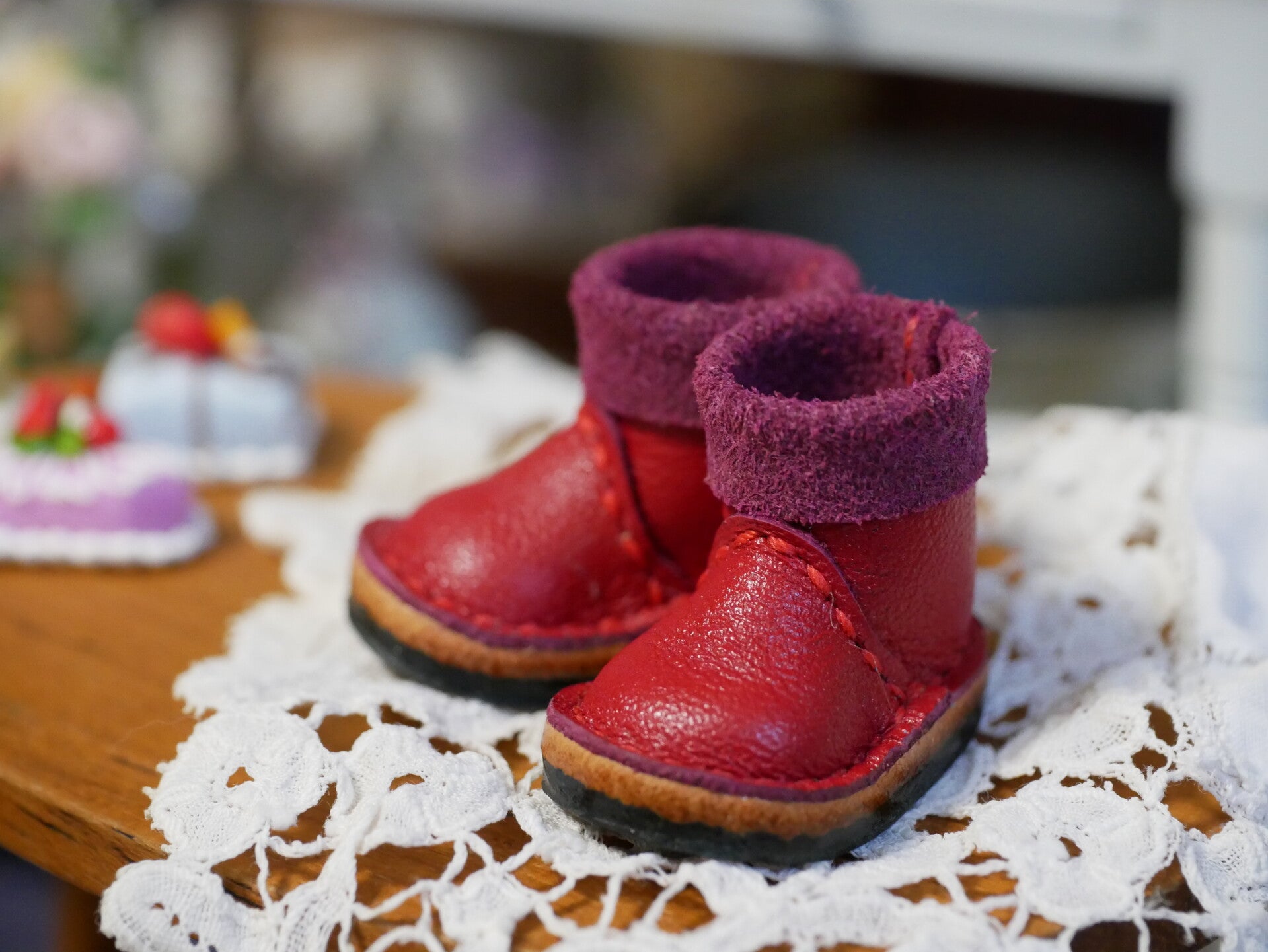 Handmade Leather Boots for Blythe, Monst & Holala Dolls./ Wine Red