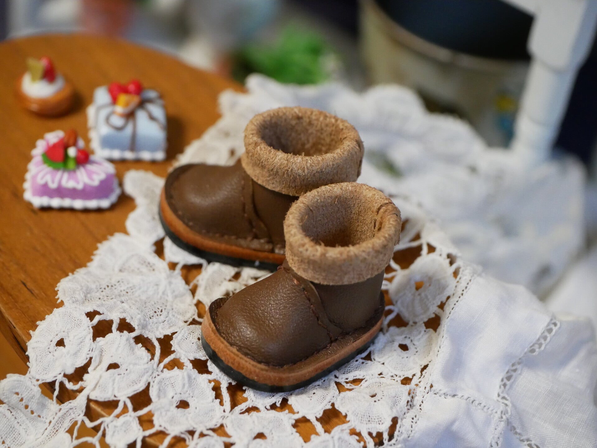 Handmade Leather Boots for Blythe, Monst & Holala Dolls./ Dark Brown