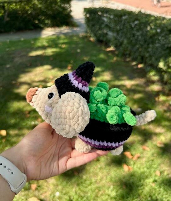 Witch pup pattern