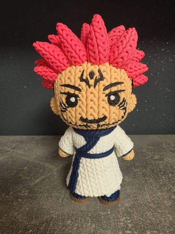 Figurine style crochet – Cursed King Edition