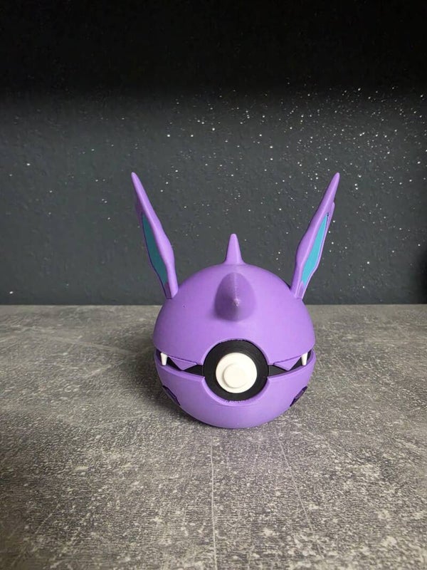 #0033 Licht Ball – Horned Warrior Edition