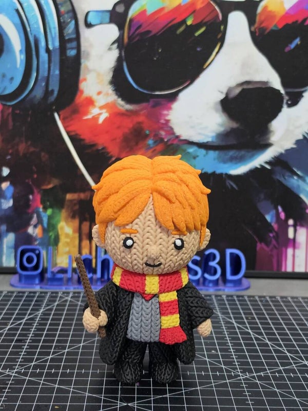 Figurine style crochet – Loyal Wizard Edition