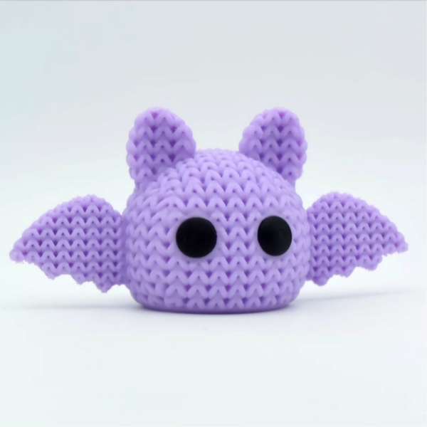 🦇💜 Figurine effet crochet – Chauve-souris d’Halloween