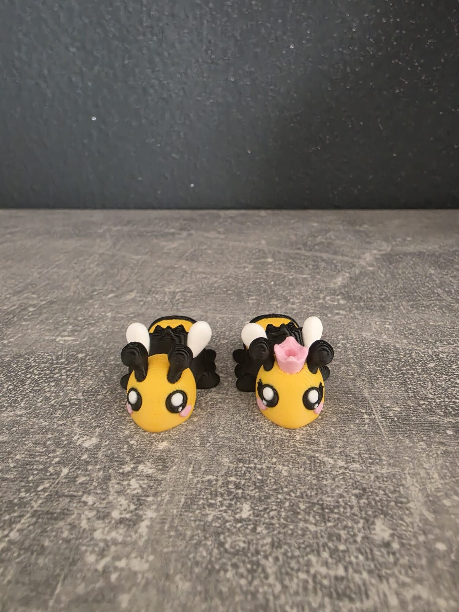 Couple d’abeilles flexy – Porte-clés adorables et articulés !