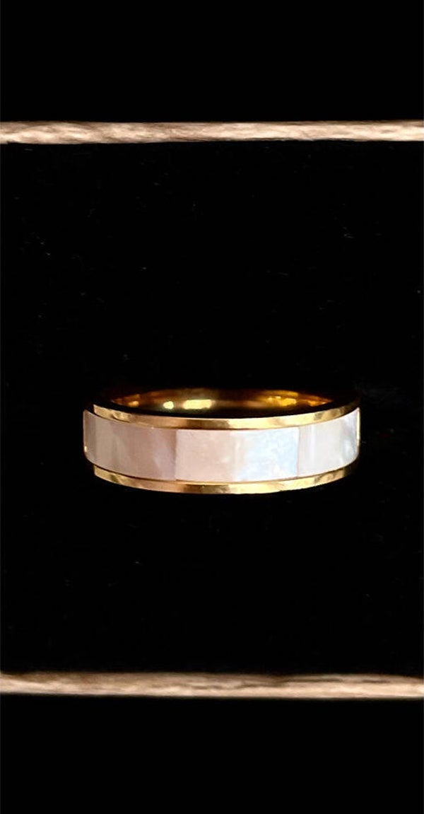 Parelmoer ring