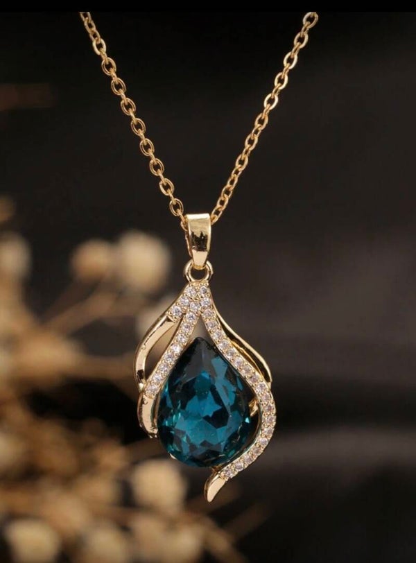 Waterdruppel ketting met zirkonia