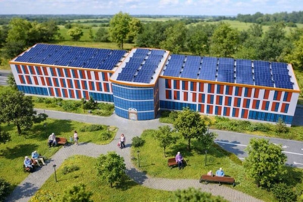 HO/TT Pflegeheim/Altenheim mit Photovoltaikanlage