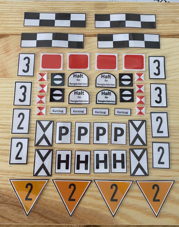 XXL-Signalset für LGB, 52-teilig, Spur G, spritzwassergeschützt Set 1