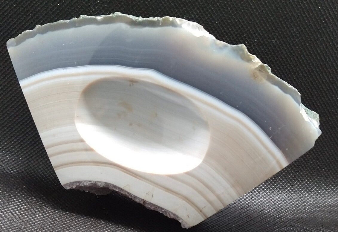 Grey  Agate slice with banded pattern